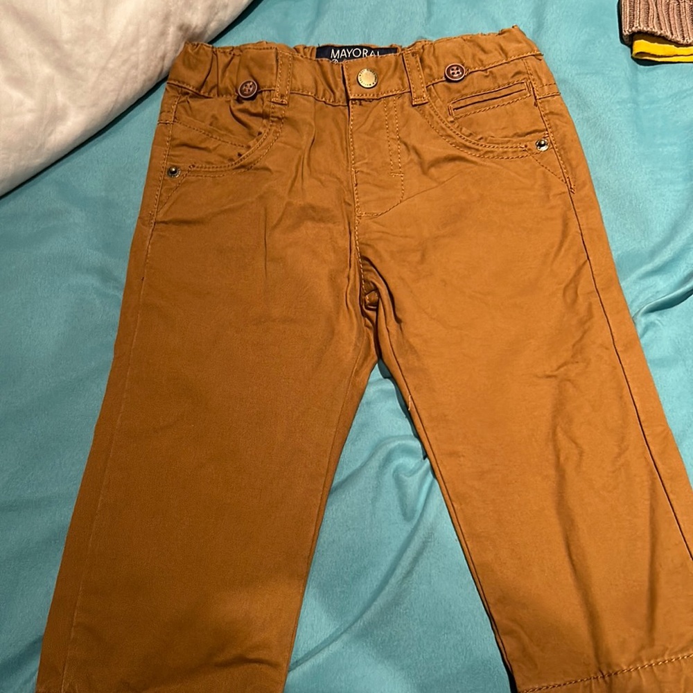Mayoral boys chino size 9m